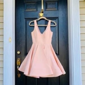 Beautiful IEENA MacDuggal cocktail dress